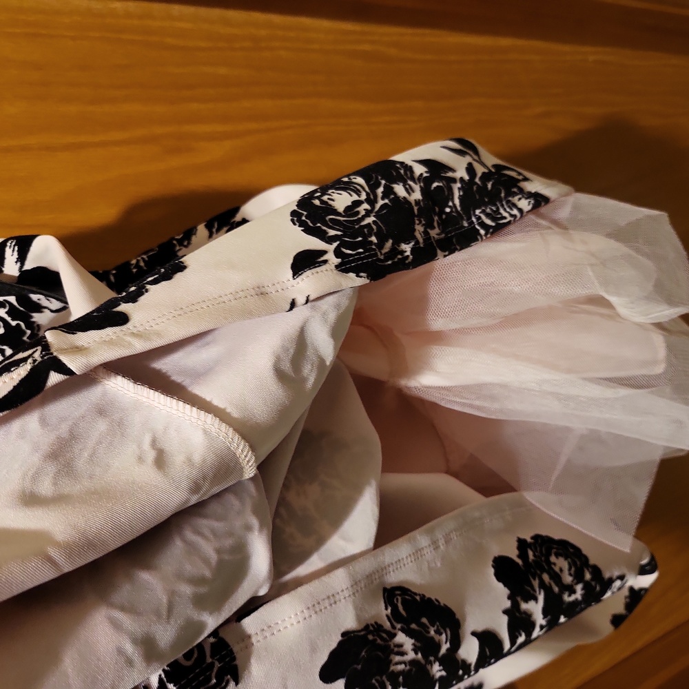 PRINCESS PARTY DRESS 👗 😍 - Picture 4 of 4